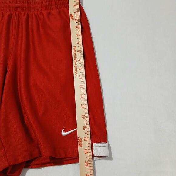 VTG Nike Basketball Shorts Mens Med Red Shiny Dazzle 9" Pockets Drawstring Y2K - Picture 10 of 12